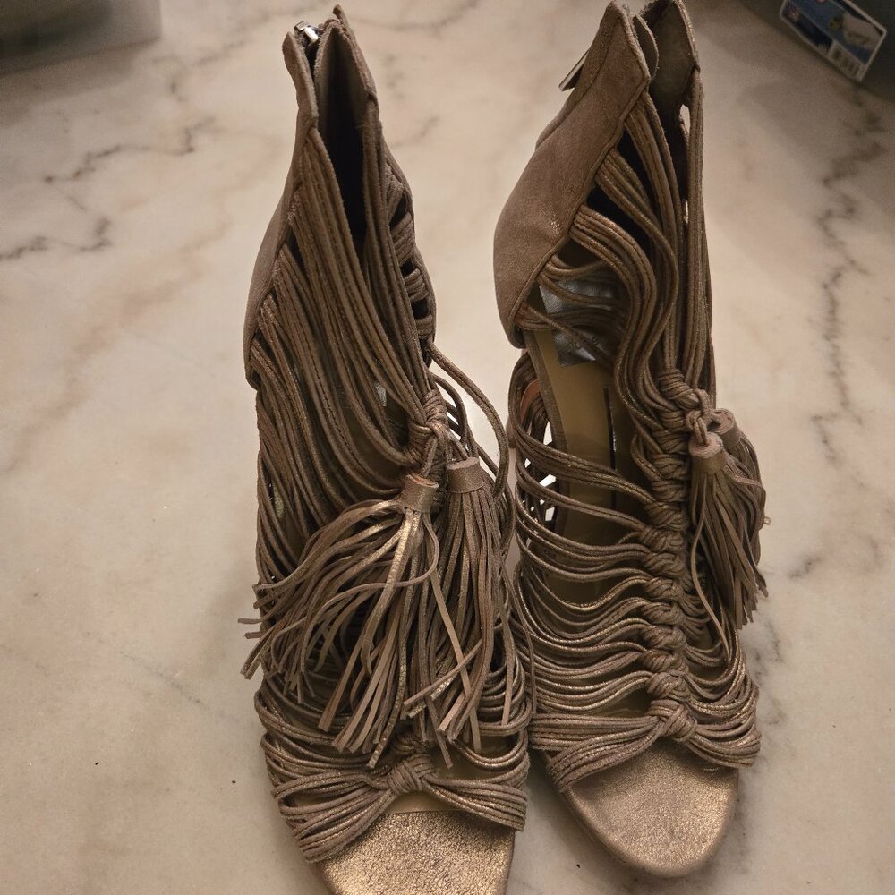 Dolce Vita Metallic Tassel Heels Strappy Gladiator Sandals